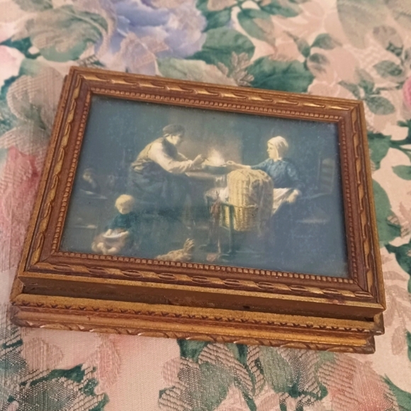 Vintage Bridge Card Game Box - Picture 7 of 7